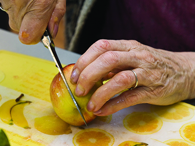 Stiff or tender fingers? Do your fingers snap, click, catch or lock? Inflamed finger joints? It may be trigger finger. Schedule with JRMC Orthopedics. (701) 952-4878.